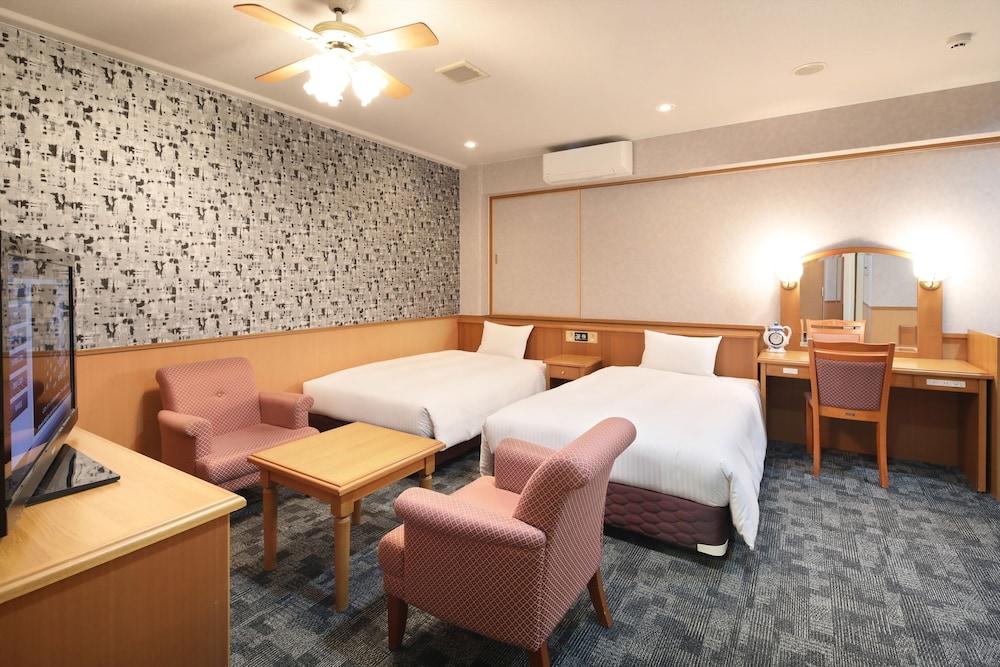 Green Rich Hotel Aso Kumamoto Airport Экстерьер фото