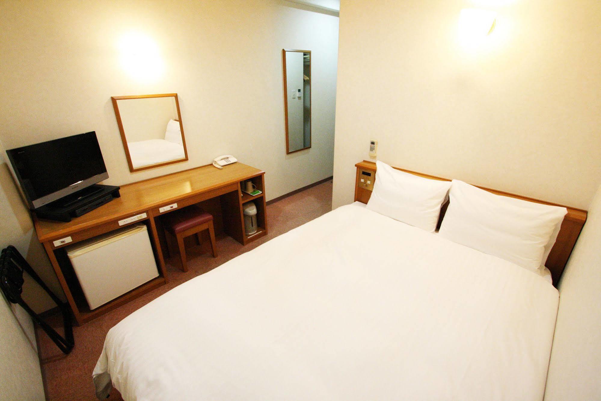 Green Rich Hotel Aso Kumamoto Airport Экстерьер фото